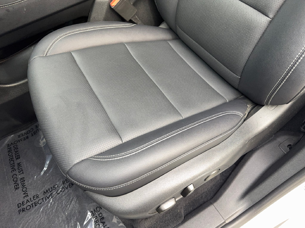 Used 2026 Chevrolet Traverse LT FWD image 30