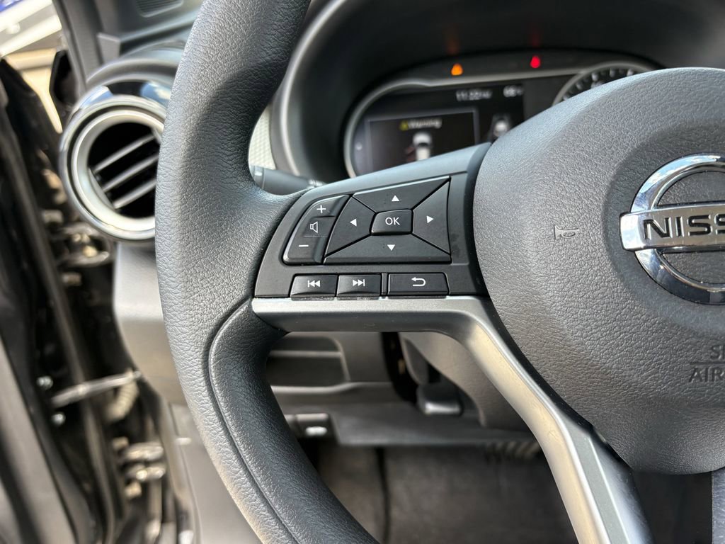 Used 2020 Nissan Kicks SV image 16