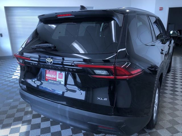 Used 2025 Toyota Grand Highlander AWD image 32