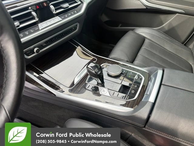 Used 2021 BMW X7 xDrive40i w/ Premium Package AWD/4WD image 23