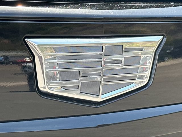 New 2026 Cadillac Escalade ESV Platinum Sport w/ LPO, ONYX Package AWD/4WD image 4