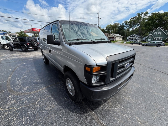 Used 2014 Ford E-250 and Econoline 250 image 4