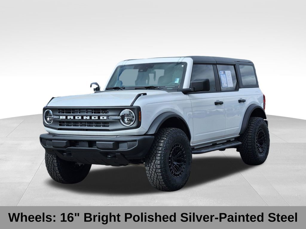 Used 2025 Ford Bronco 4-Door AWD/4WD image 6