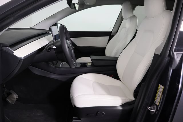 Used 2021 Tesla Model Y Long Range AWD/4WD image 14