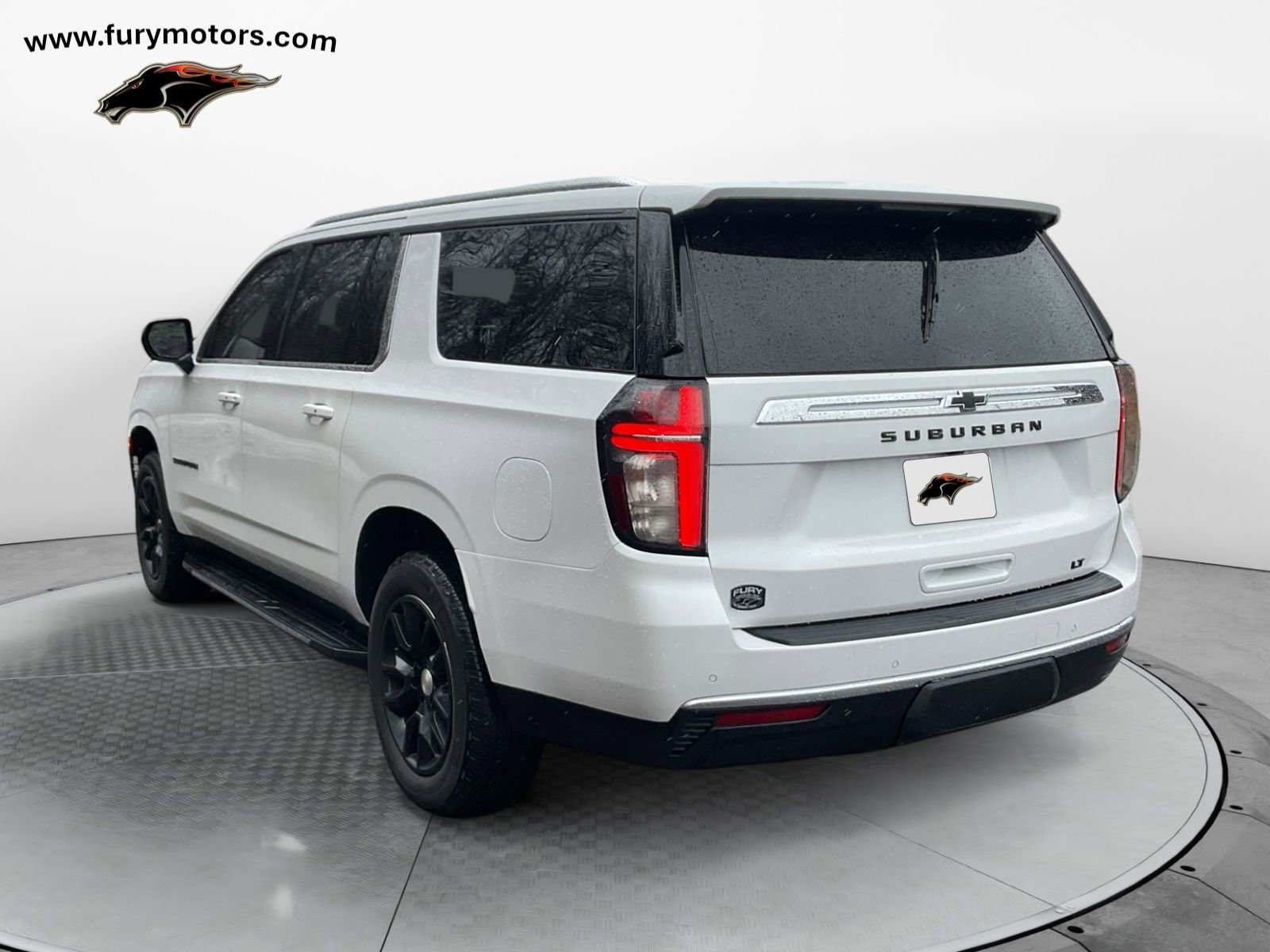 Used 2022 Chevrolet Suburban LT w/ Max Trailering Package AWD/4WD image 5