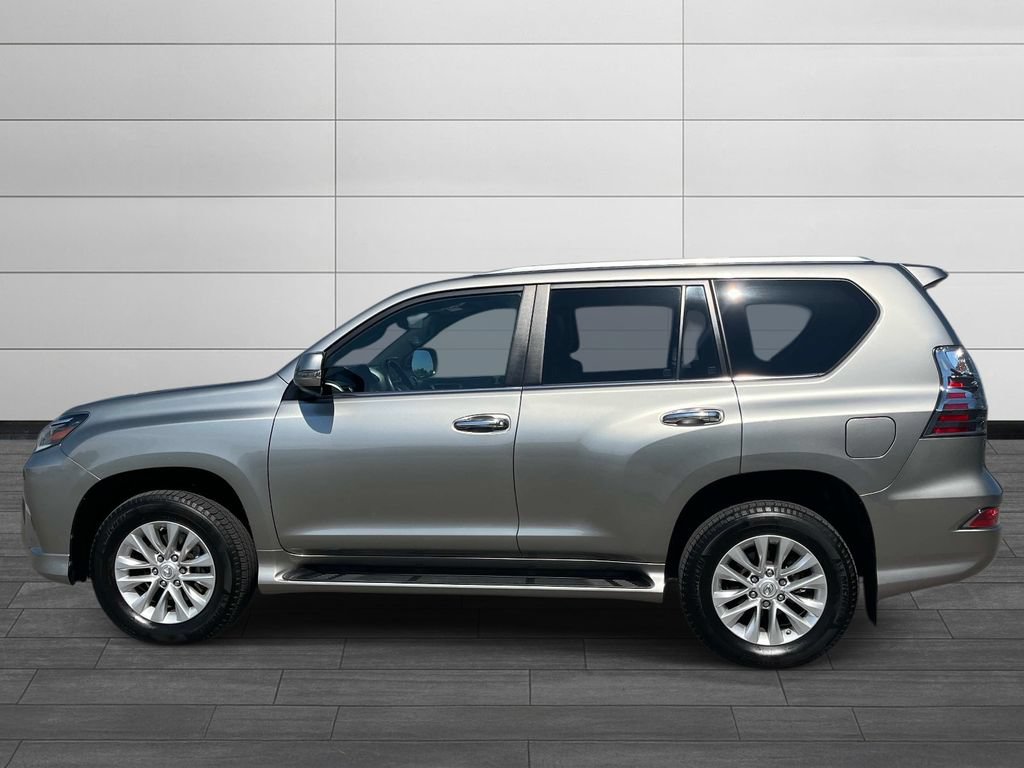 Used 2023 Lexus GX 460 Premium w/ Premium Plus Package AWD/4WD image 2