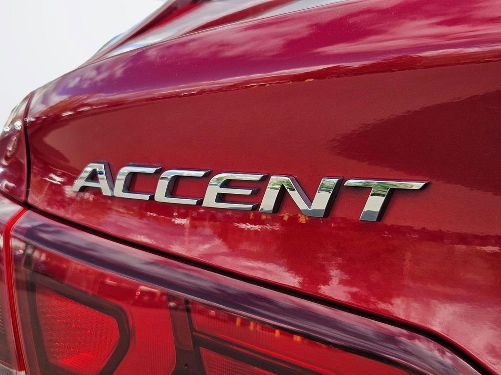 Used 2021 Hyundai Accent SE image 27
