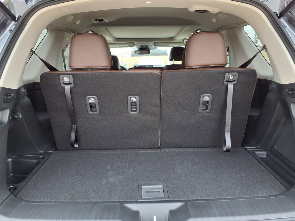 New 2026 Honda Pilot Touring image 10