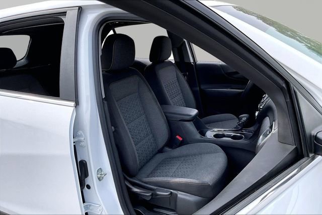 Used 2023 Chevrolet Equinox LT image 19