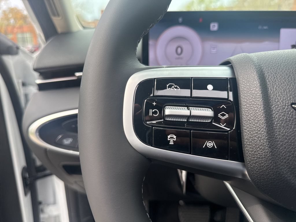New 2026 Genesis GV70 2.5T Select AWD/4WD image 18