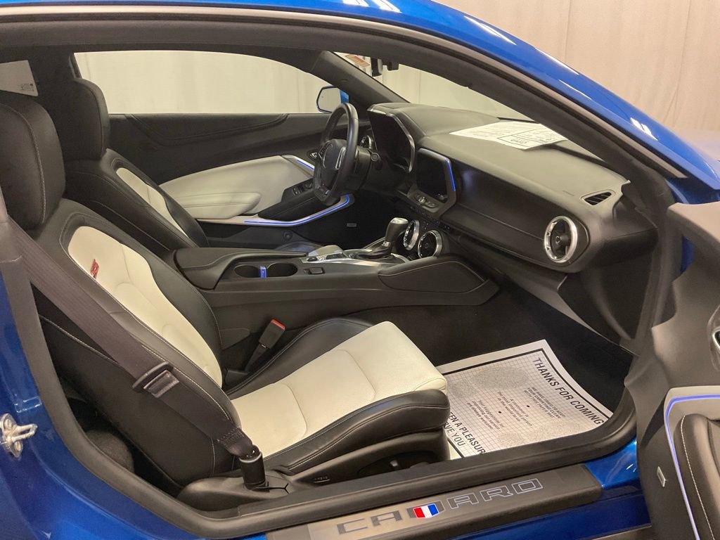 Used 2016 Chevrolet Camaro SS RWD image 33