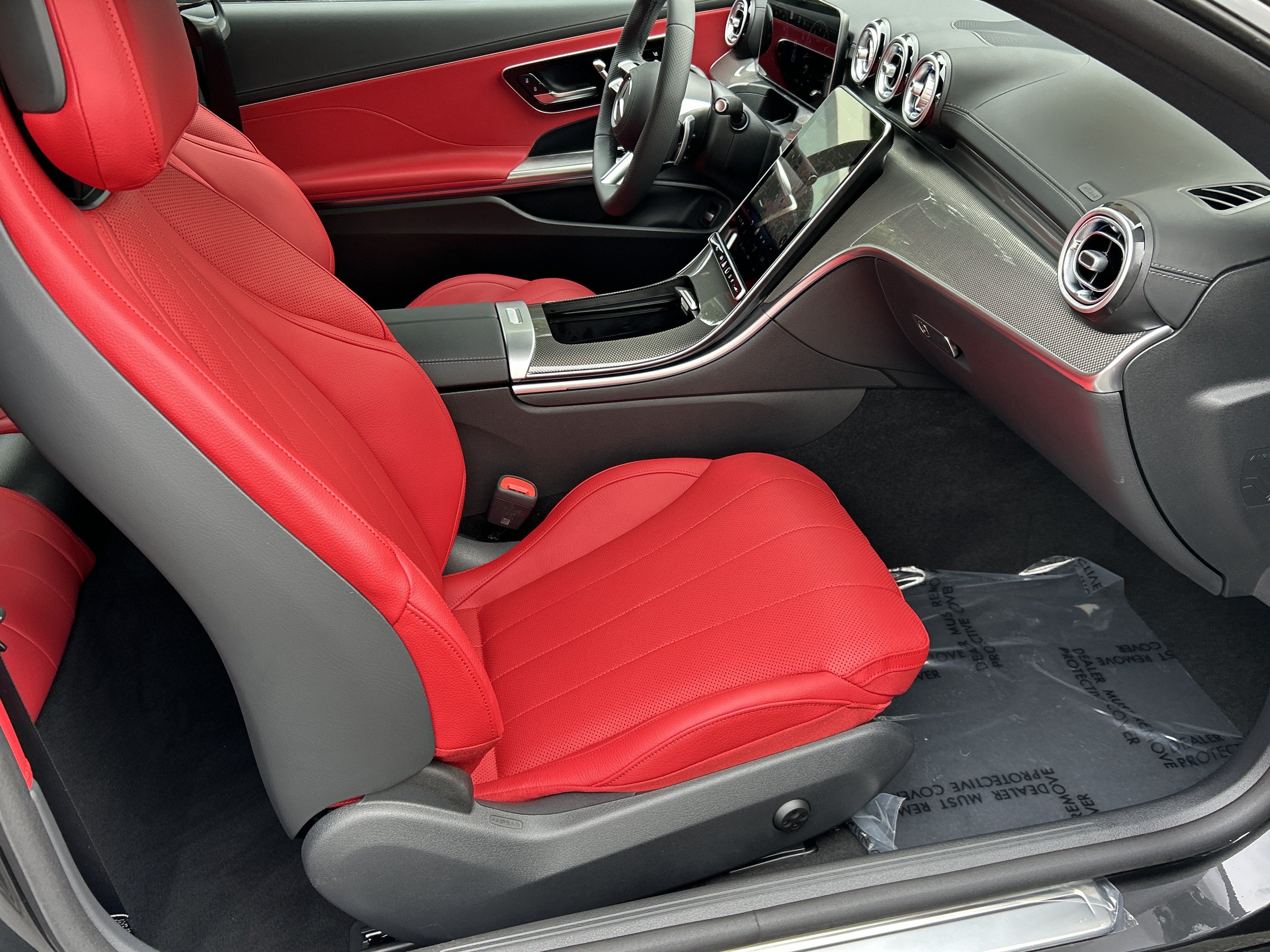 New 2026 Mercedes-Benz CLE 300 4MATIC Coupe image 36