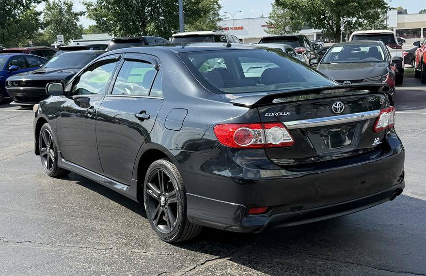 Used 2013 Toyota Corolla S w/ Premium Pkg FWD image 3