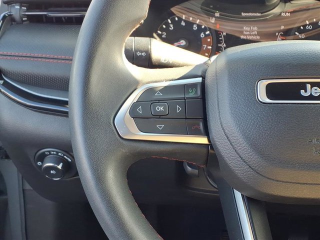 Used 2022 Jeep Compass Trailhawk image 17