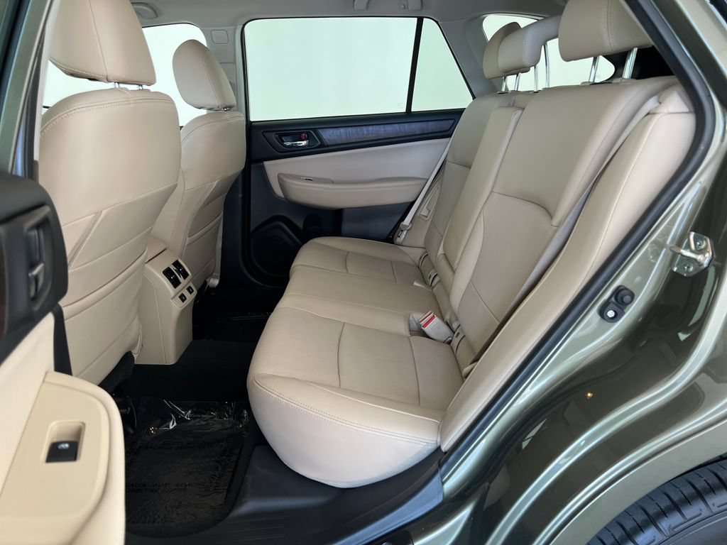 Used 2017 Subaru Outback 2.5i Limited AWD/4WD image 27