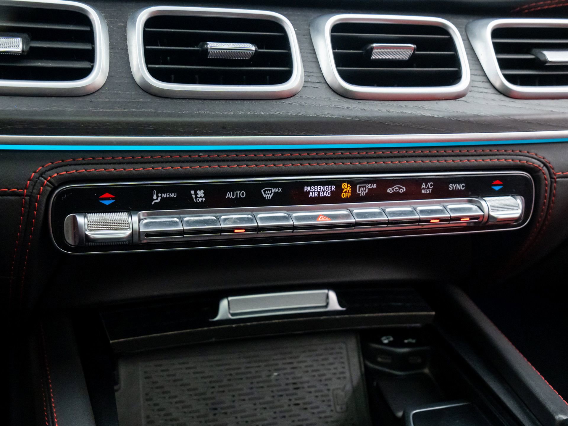 Used 2023 Mercedes-Benz GLE 53 AMG 4MATIC Coupe image 24