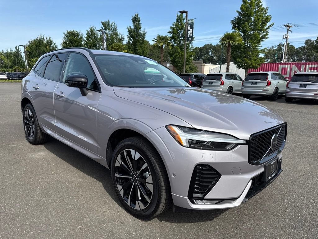 New 2026 Volvo XC60 B5 Plus w/ Climate Package AWD/4WD image 8