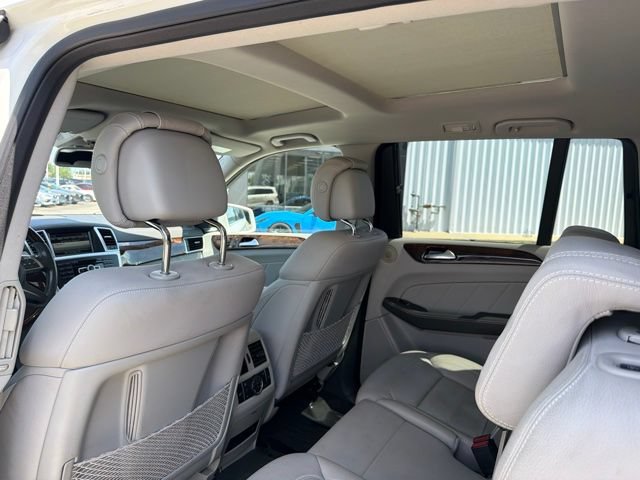 Used 2015 Mercedes-Benz GL 320 BlueTEC 4MATIC image 7