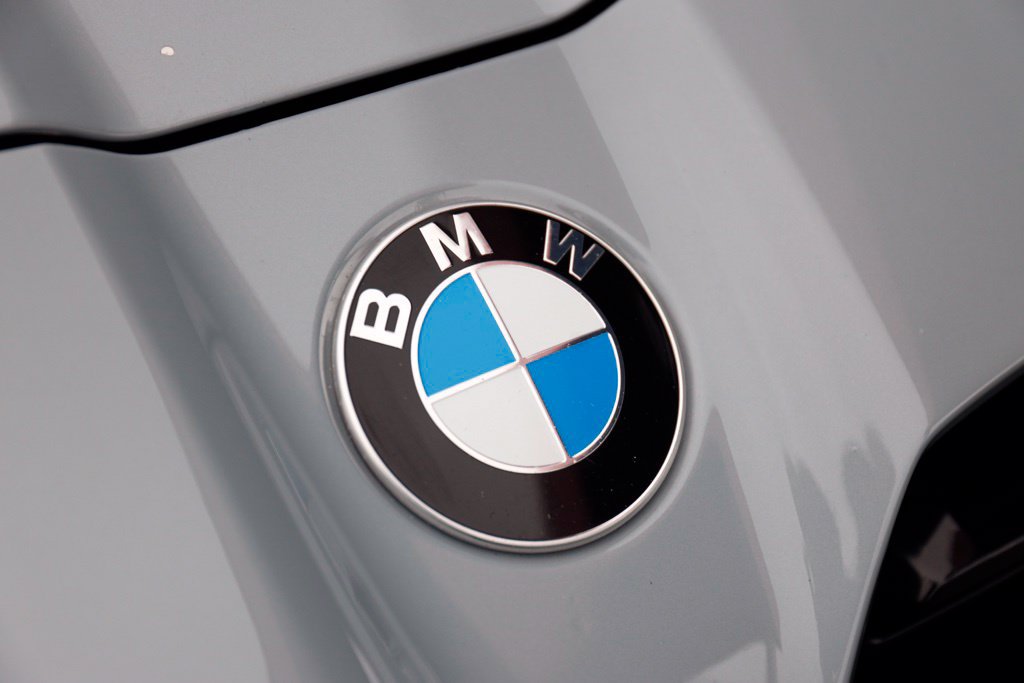 Used 2022 BMW M3 Competition w/ M Carbon Exterior Package RWD image 6