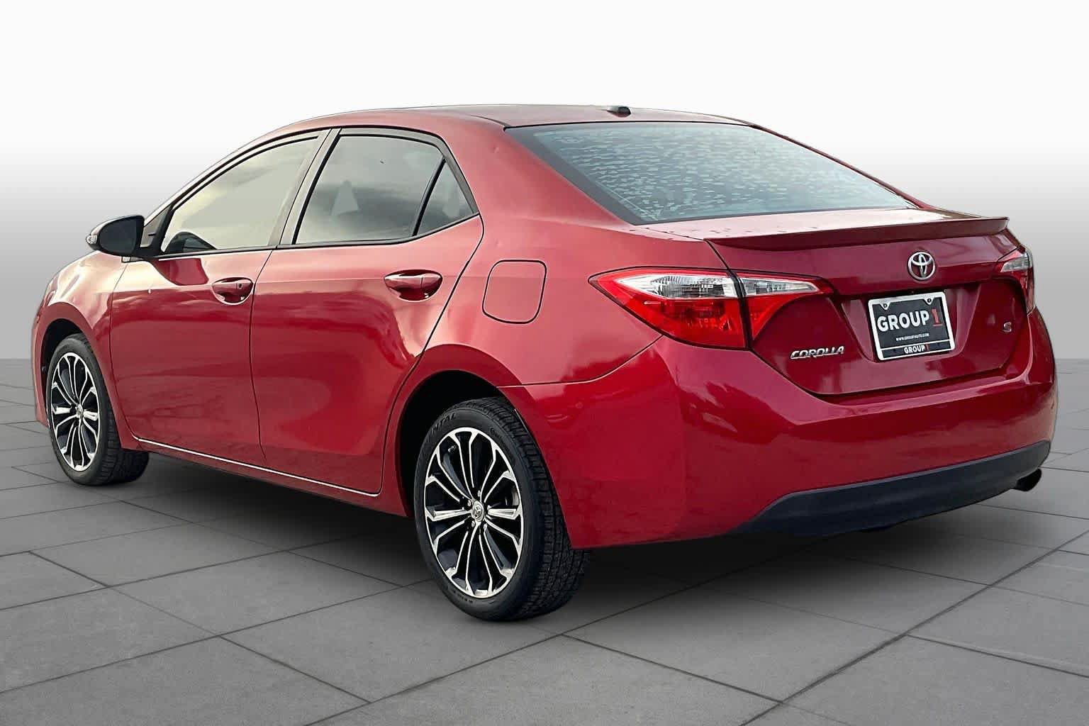 Used 2015 Toyota Corolla S w/ Driver Convenience Package FWD image 12