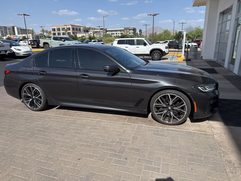 Used 2021 BMW 540i w/ M Sport Package RWD image 4