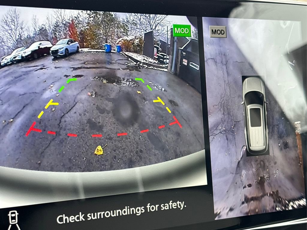 New 2025 Nissan Pathfinder SL image 27