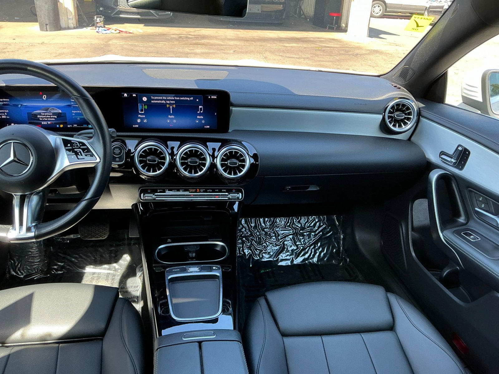 Used 2025 Mercedes-Benz CLA 250 4MATIC image 16