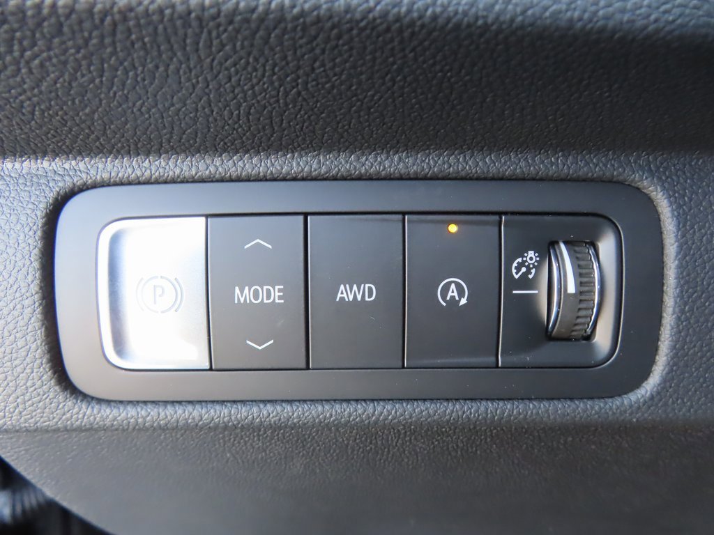 New 2026 Chevrolet Traverse LT w/ Driver Confidence Package image 10