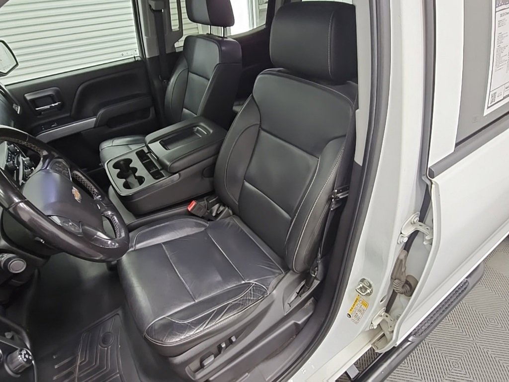 Used 2018 Chevrolet Silverado 1500 LT w/ All Star Edition image 25