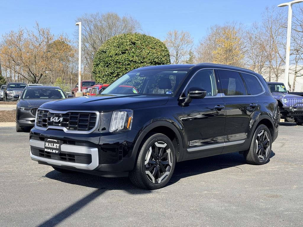 Used 2025 Kia Telluride S image 25