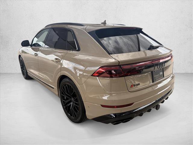 Used 2025 Audi SQ8 Premium Plus w/ Executive Package image 7