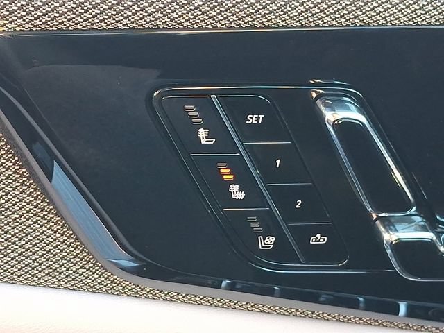 New 2026 Cadillac Optiq Luxury 2 AWD/4WD image 15