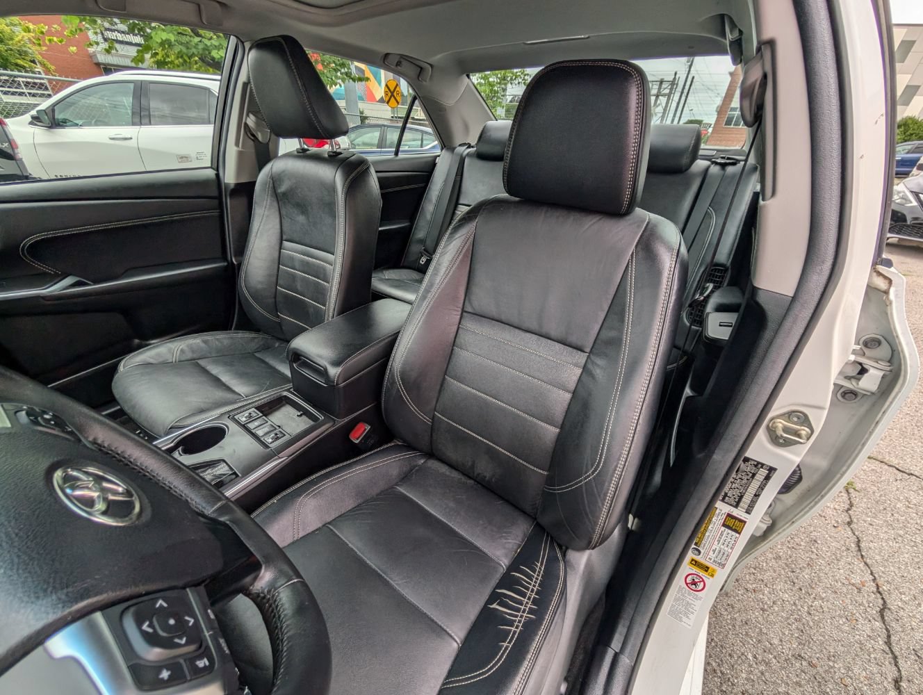 Used 2017 Toyota Camry XLE w/ Moonroof Package FWD image 16