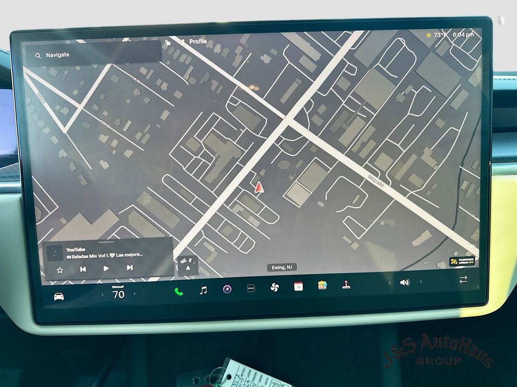 Used 2025 Tesla Model X Plaid image 18