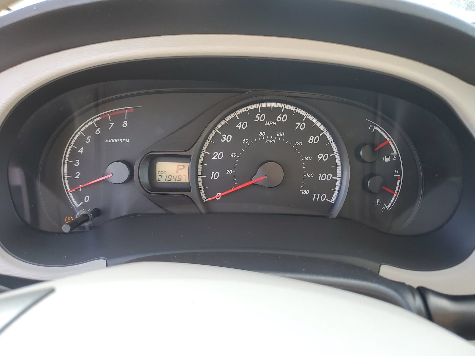 Used 2011 Toyota Sienna LE w/ Towing Pkg FWD image 23