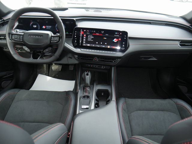 Used 2025 Dodge Charger R/T Scat Pack w/ Track Pack image 9