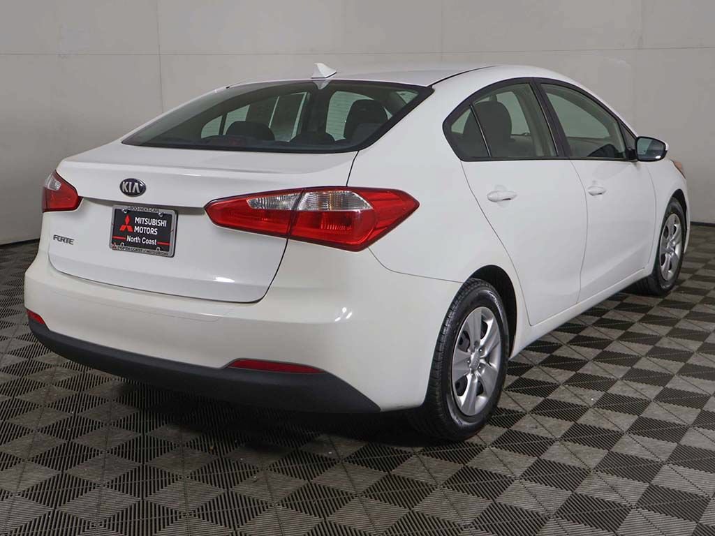 Used 2016 Kia Forte LX FWD image 5