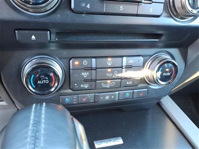 Used 2018 Ford F150 Raptor w/ Equipment Group 802A Luxury image 18