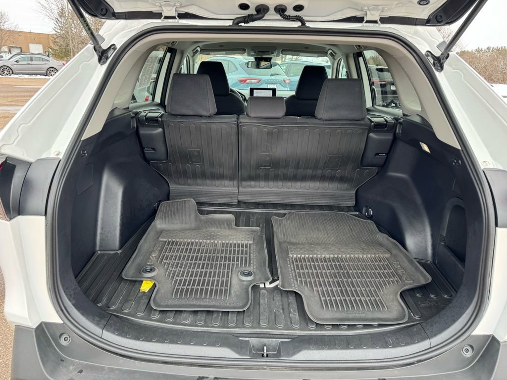 Used 2024 Toyota RAV4 LE image 6