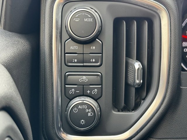 Used 2020 Chevrolet Silverado 1500 LT w/ All-Star Edition image 29