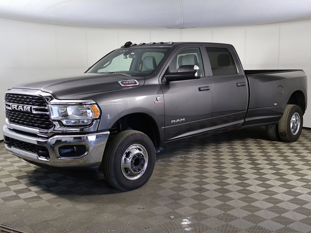 Used 2022 RAM 3500 Big Horn w/ Cold Weather Group AWD/4WD image 5