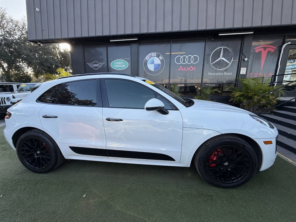 Used 2018 Porsche Macan GTS image 8