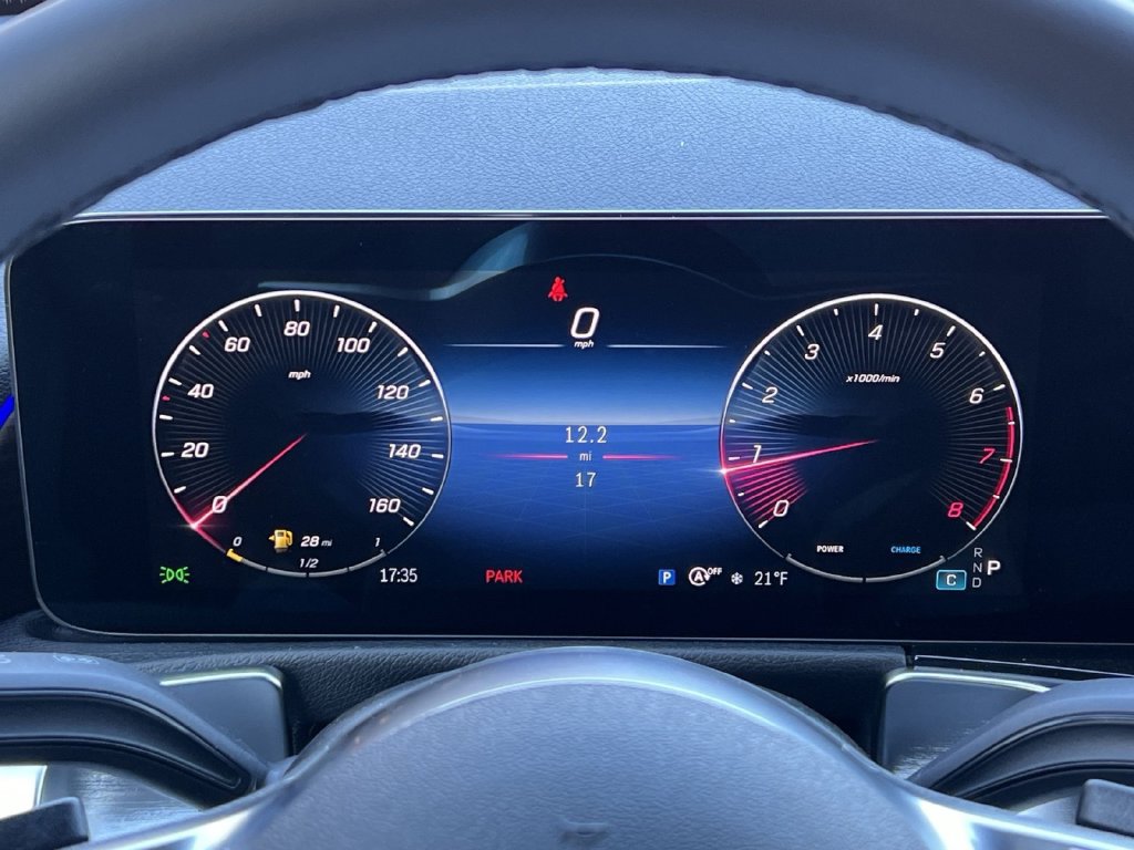 Used 2026 Mercedes-Benz GLB 250 4MATIC image 15
