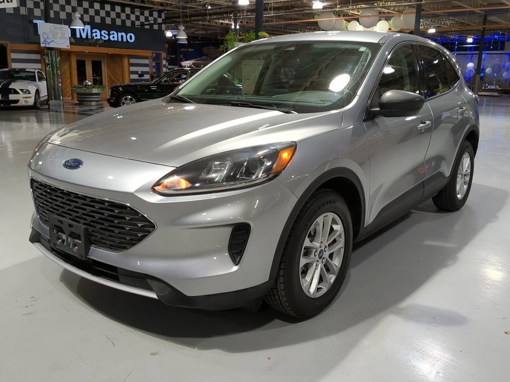 Used 2022 Ford Escape SE w/ Cold Weather Package