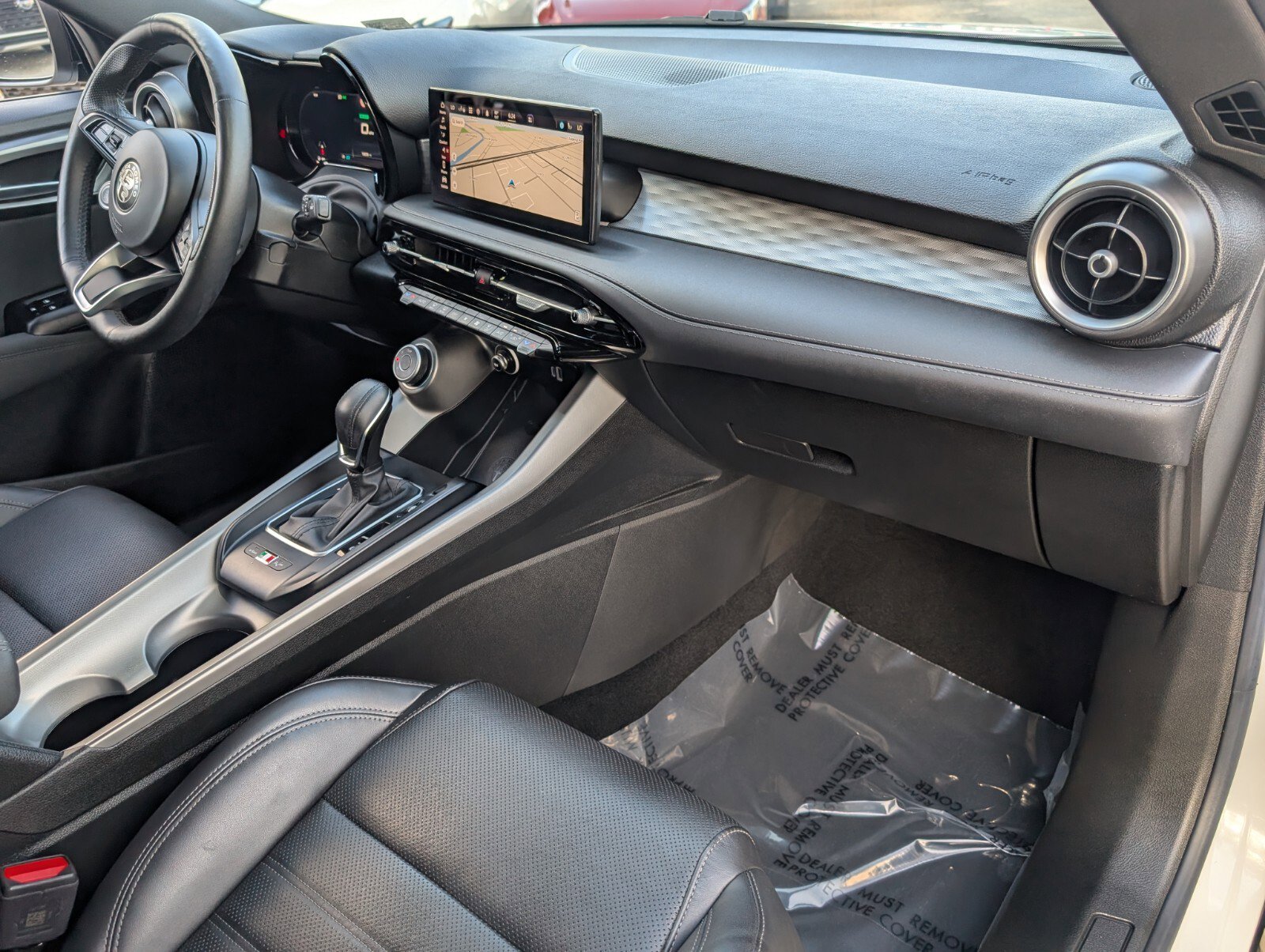 Used 2024 Alfa Romeo Tonale Ti w/ Active Assist Package image 18