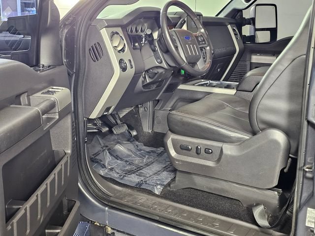 Used 2015 Ford F250 Lariat w/ Lariat Ultimate Package AWD/4WD image 22
