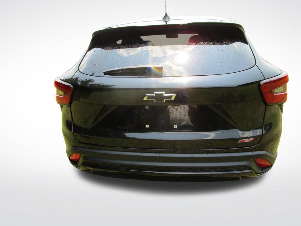 Used 2024 Chevrolet Trax RS FWD image 10