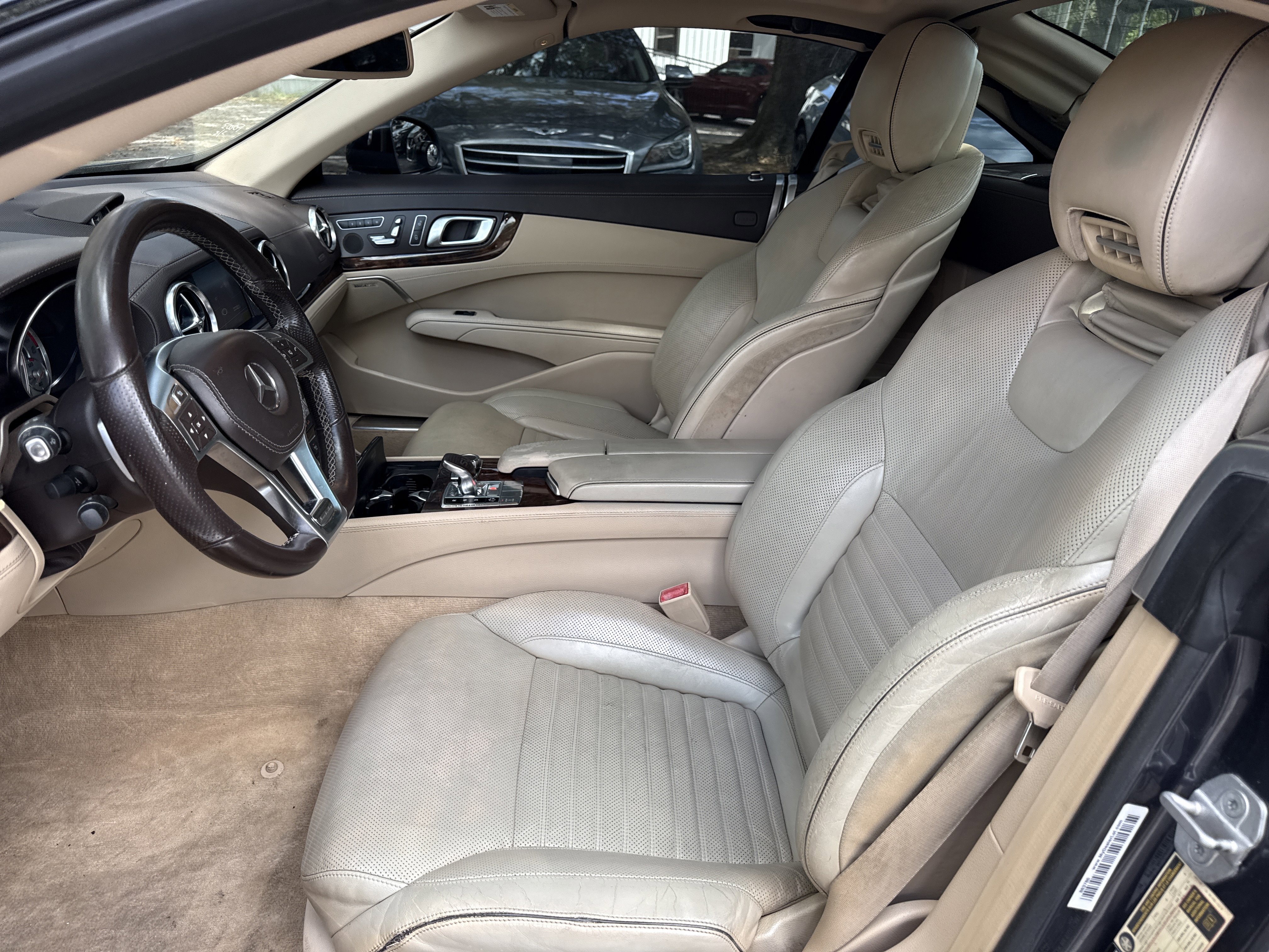 Used 2013 Mercedes-Benz SL 550 image 9