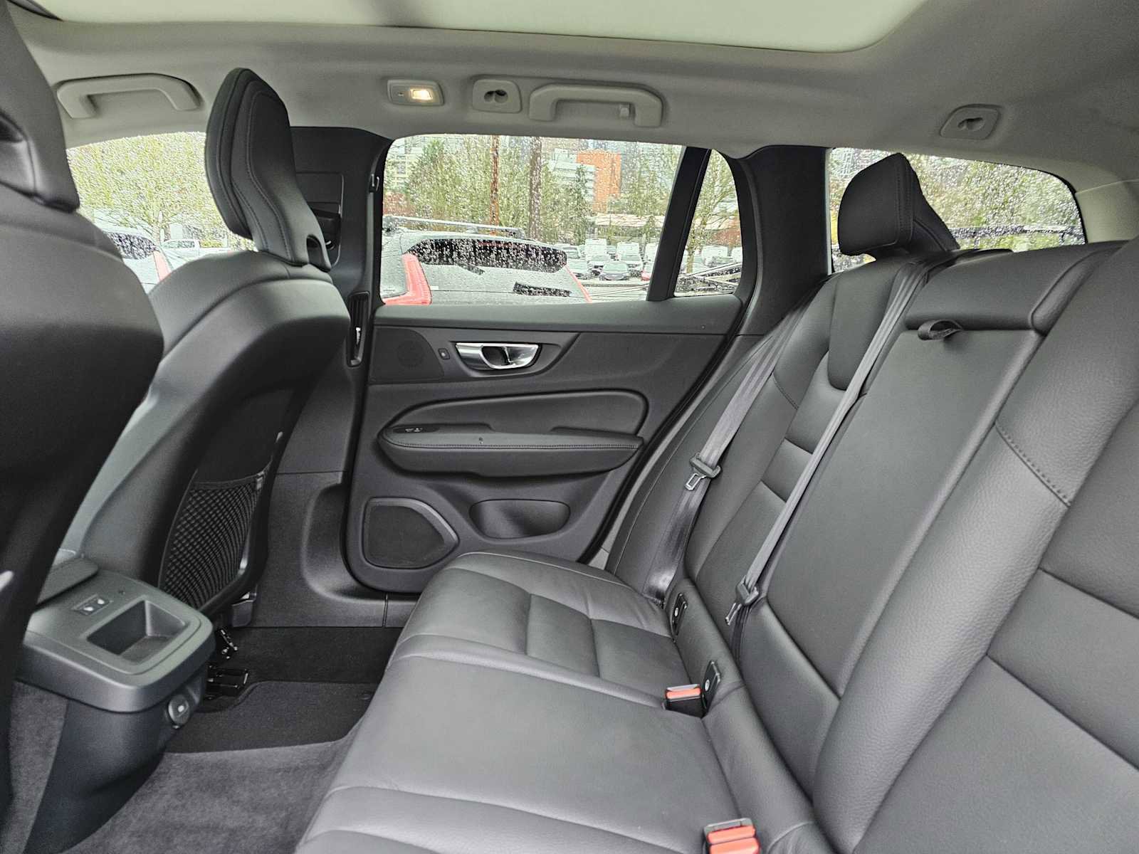 Certified 2025 Volvo V60 B5 Cross Country Plus image 19