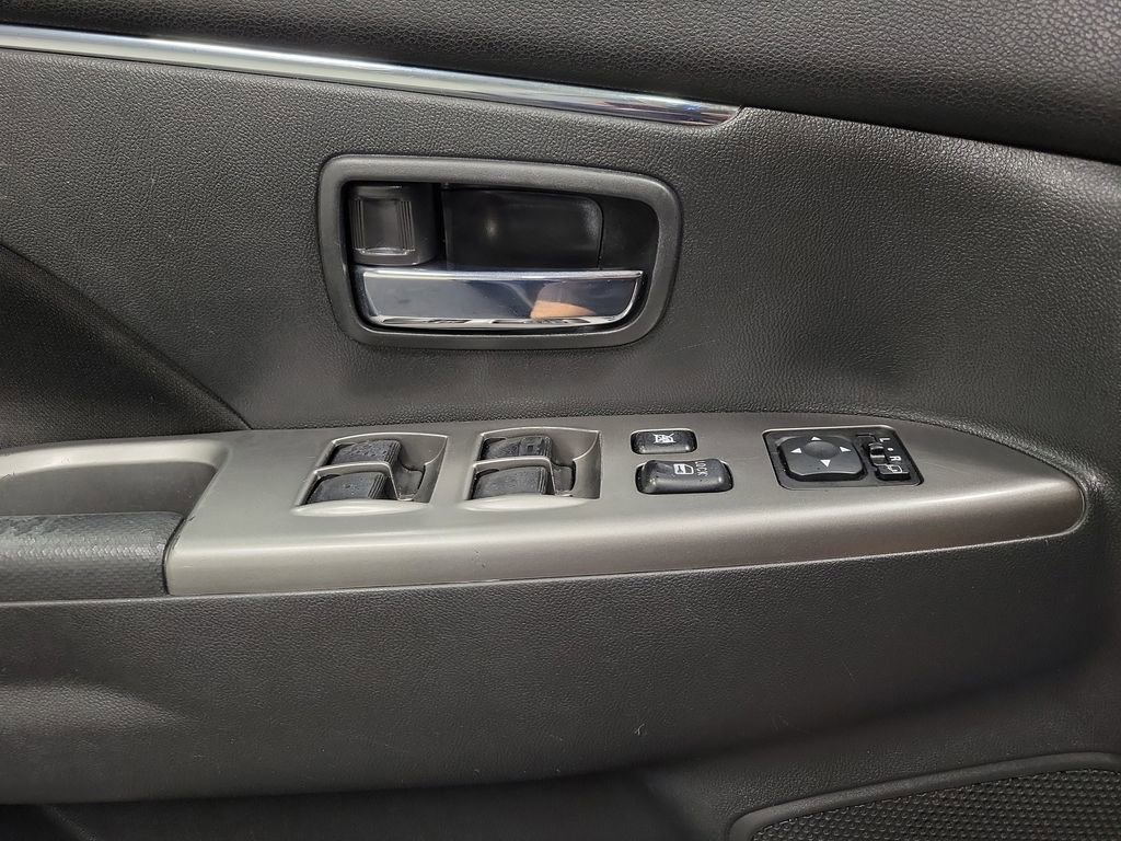 Used 2020 Mitsubishi Outlander Sport SE image 20